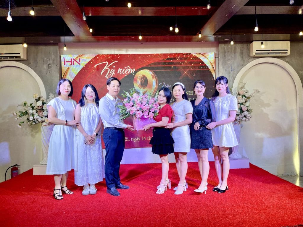 IHN – Hành trình 9 năm vững bước, vươn xa tương lai 3 Khoảnh khắc ý nghĩa tại lễ kỷ niệm 9 năm IHN