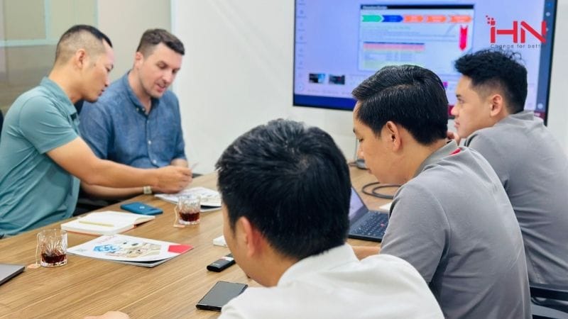 Hanwha và IHN trao đổi hợp tác tại văn phòng IHN